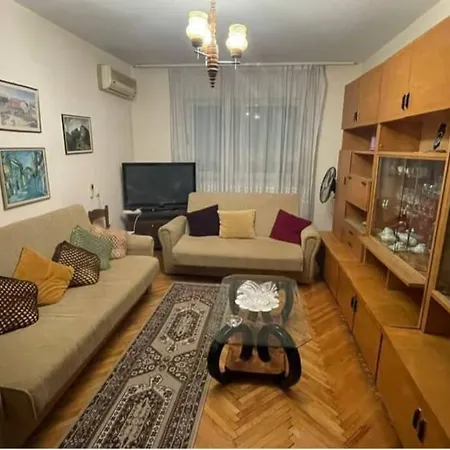 Apartmán Cozy Flat In The Heart Of